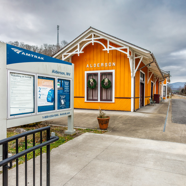 Alderson, WV, Amtrak station